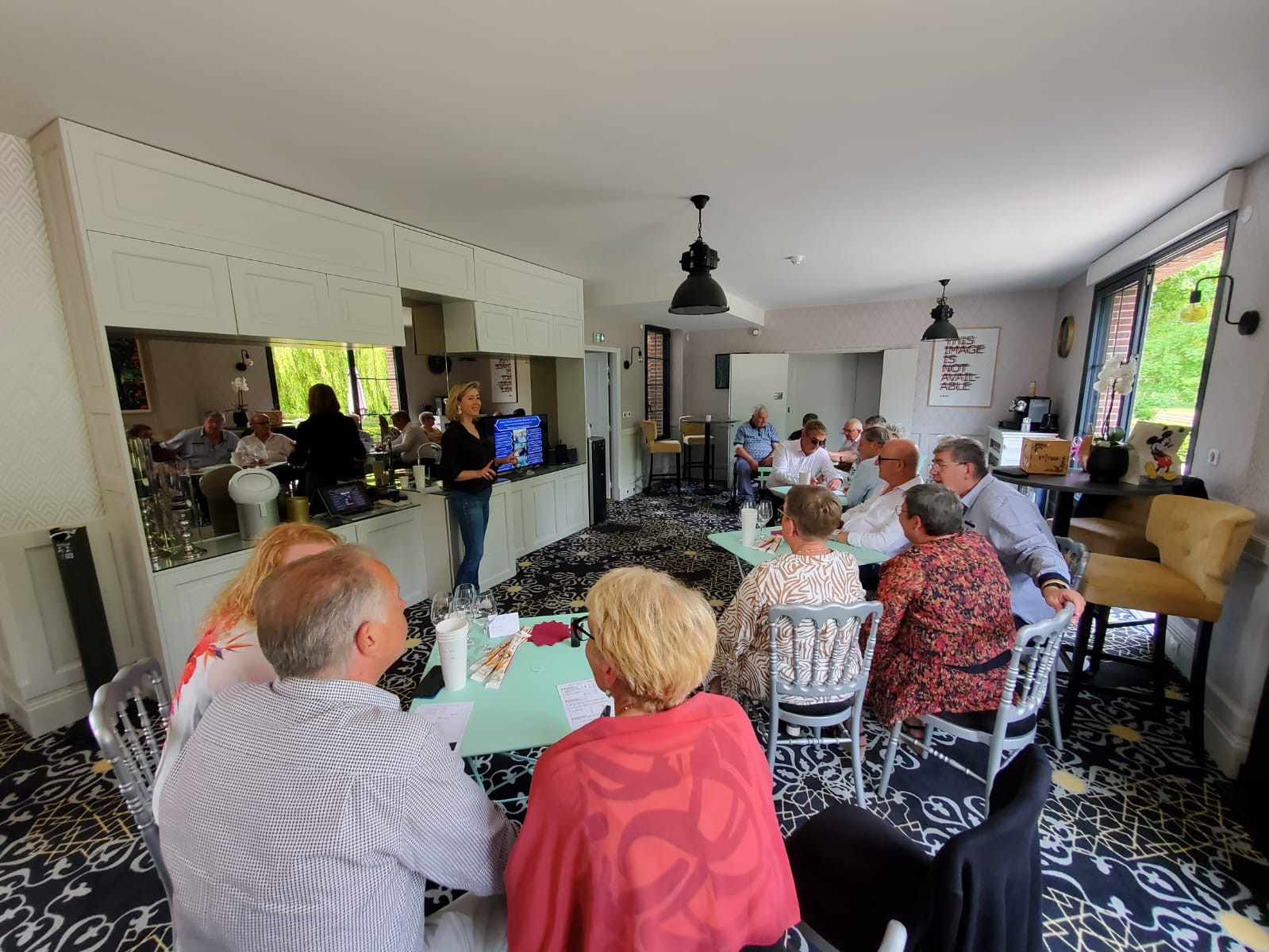 Atelier d’œnologie privatisé pour particuliers animé par Annabelle Le Doledec en Normandie